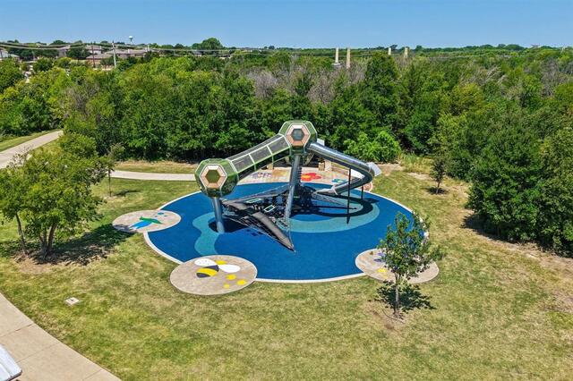 1601 Spanish Bay Court, Little Elm, TX photo 9