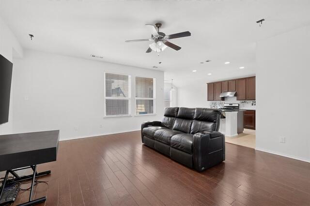 1716 Whistler Drive, Little Elm, TX photo 9