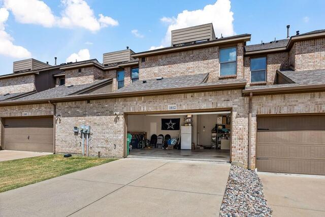 1012 Foxglove, Drive Carrollton, TX photo 17