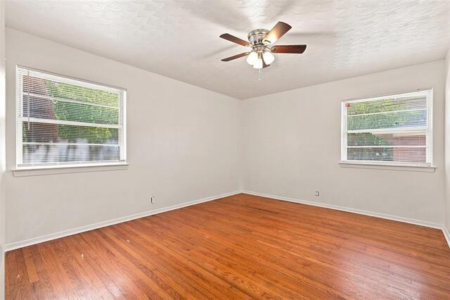 2110 Navajo, Street Denton, TX photo 10