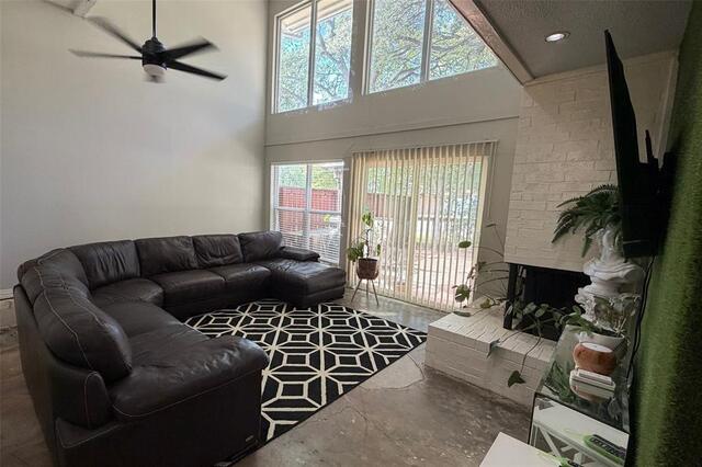 2994 Buttonwood, Drive Carrollton, TX photo 14