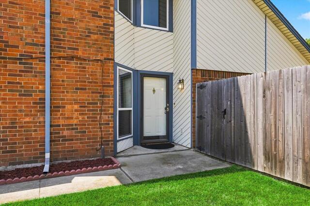 956 Sylvan Creek, Drive Lewisville, TX photo 8