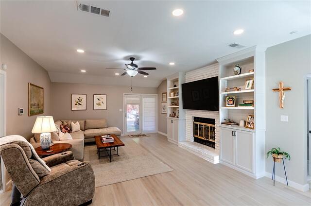 703 Willow Brook, Drive Allen, TX photo 4