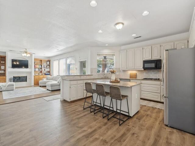 2514 Fallview, Lane Carrollton, TX photo 10
