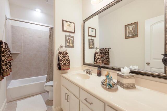 8320 Lindsay Gardens, The Colony, TX photo 18