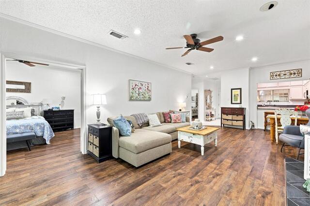 5310 Keller Springs Road, 512 Dallas, TX photo 5