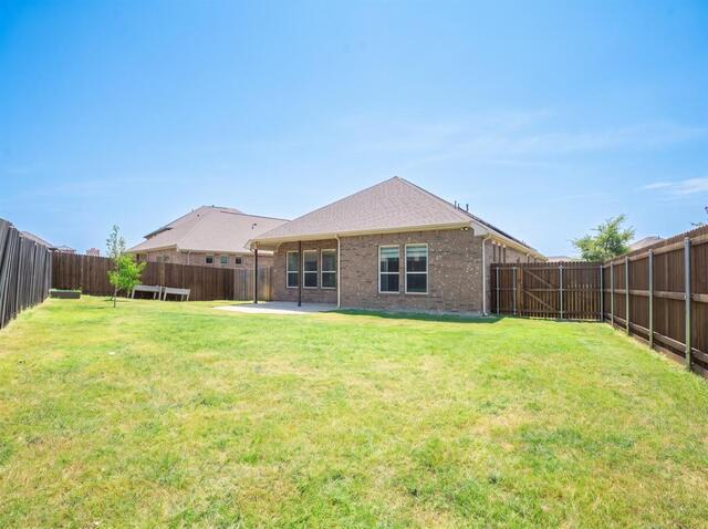 2105 Ella, Lane Carrollton, TX photo 29
