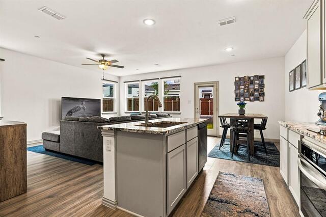 1126 Bowie, Drive Lewisville, TX photo 8