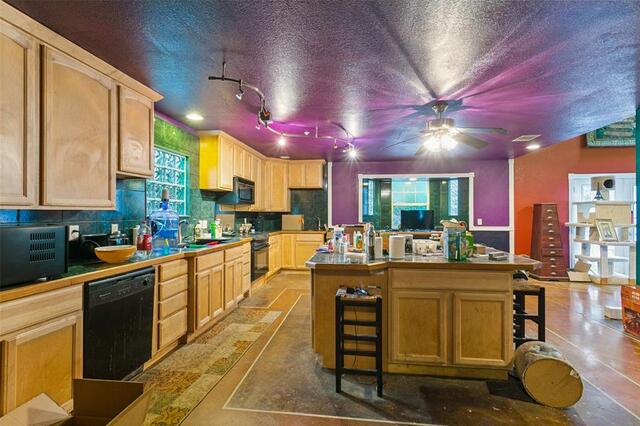 2900 Robinson, Road Denton, TX photo 9
