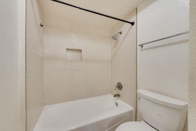 1616 Saxony, Place Carrollton, TX photo 19