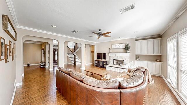 406 Goodnight, Trail Argyle, TX photo 8