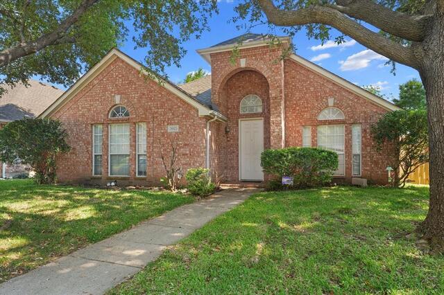 2023 Saint Anne, Drive Allen, TX photo 4