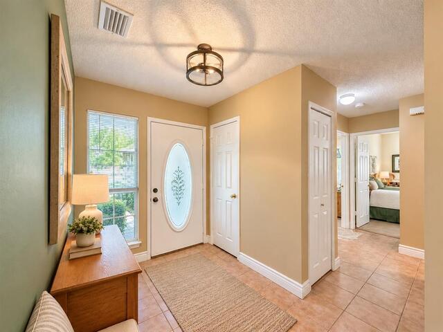 2705 Thunderbird, Drive Denton, TX photo 5