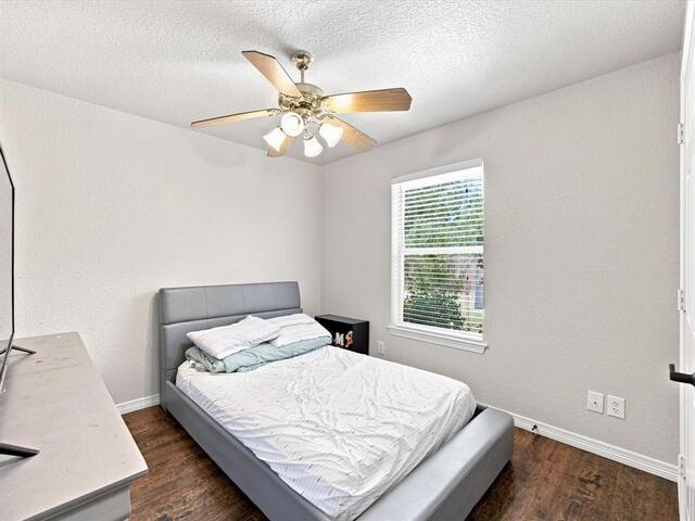 2532 John, Drive Denton, TX photo 7