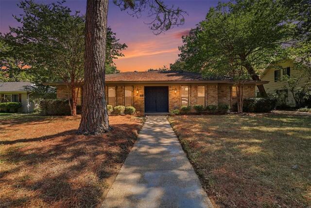 2115 Meadowlake Court, Arlington, TX image