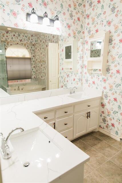 404 Belmont, Court Lewisville, TX photo 16