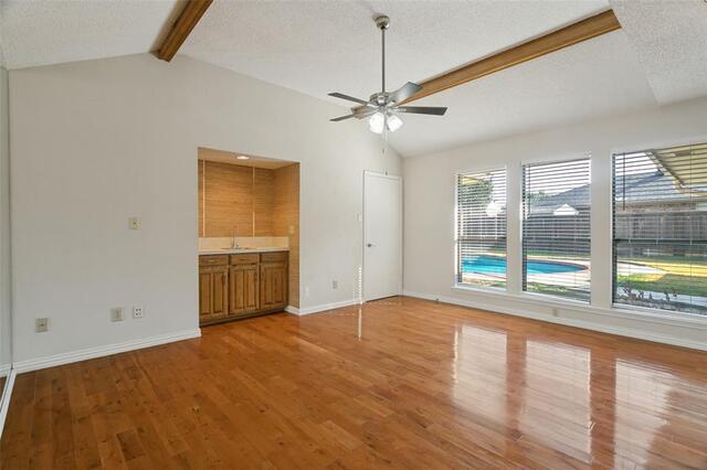 1927 E Branch Hollow, Drive Carrollton, TX photo 13
