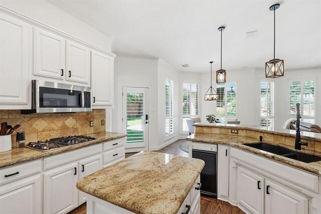 402 Southridge Lakes, Parkway Southlake, TX photo 12