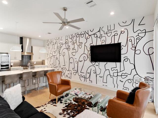 5605 Bryan Parkway 104, Dallas, TX image