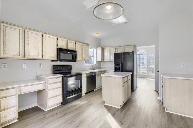 1313 Blue Jay, Drive Lewisville, TX photo 9