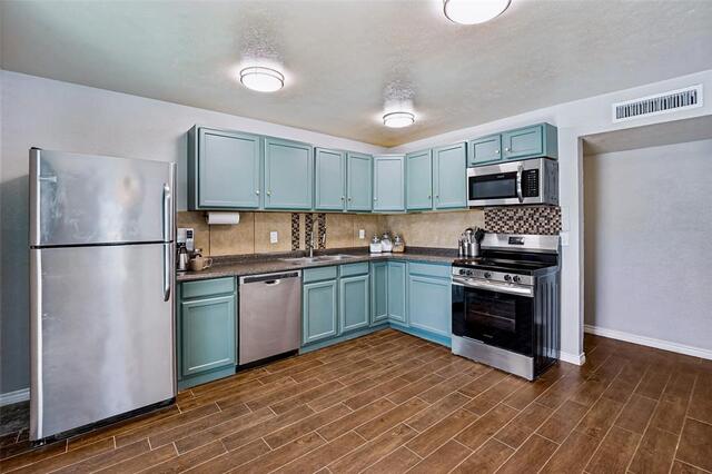 5013 Wheeler Circle, The Colony, TX photo 5