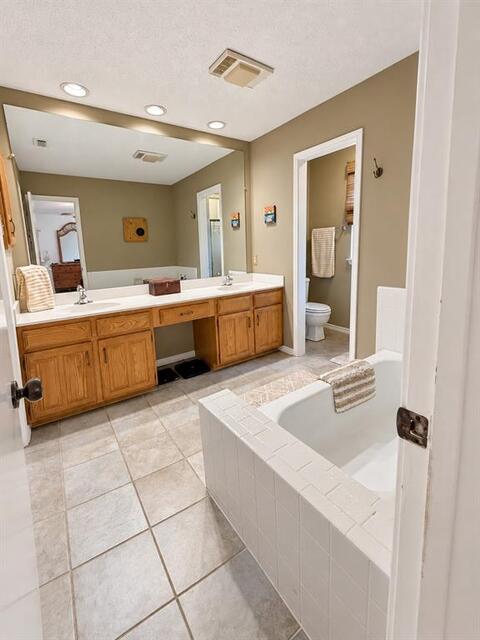 929 Reno, Street Lewisville, TX photo 9