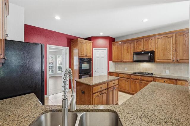 7608 Hinkley Oak, Drive Denton, TX photo 13