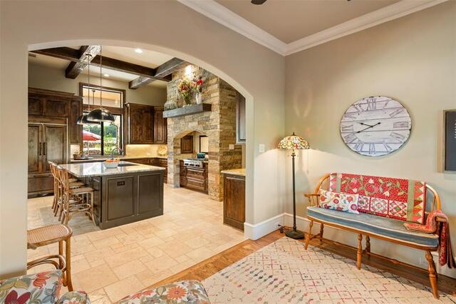 200 Regency, Court Denton, TX photo 9