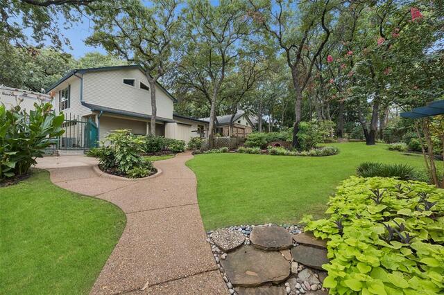 1012 Spanish, Trail Keller, TX photo 34