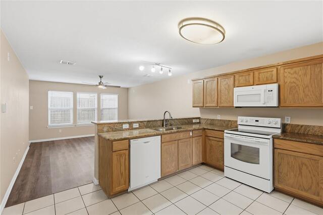 2305, Northway Denton, TX photo 9