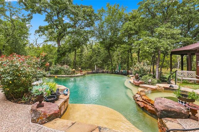 3503 Sarah Springs Trail, Flower Mound, TX photo 12