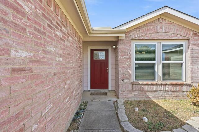 2305, Northway Denton, TX photo 4