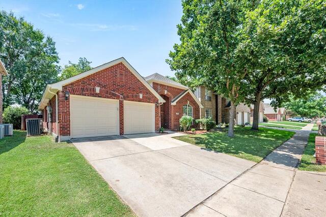 3517 Arbor Creek Lane, Flower Mound, TX photo 3