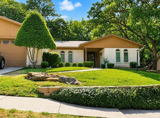 1820 Holly Oak Street, Arlington, TX image