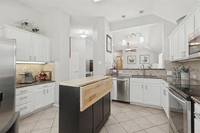 7914 Whispering Tree, Lane Plano, TX photo 8