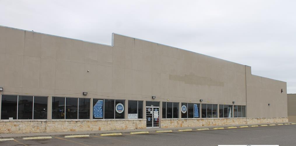 Commercial For Sale in Eagle Pass, TX 78852