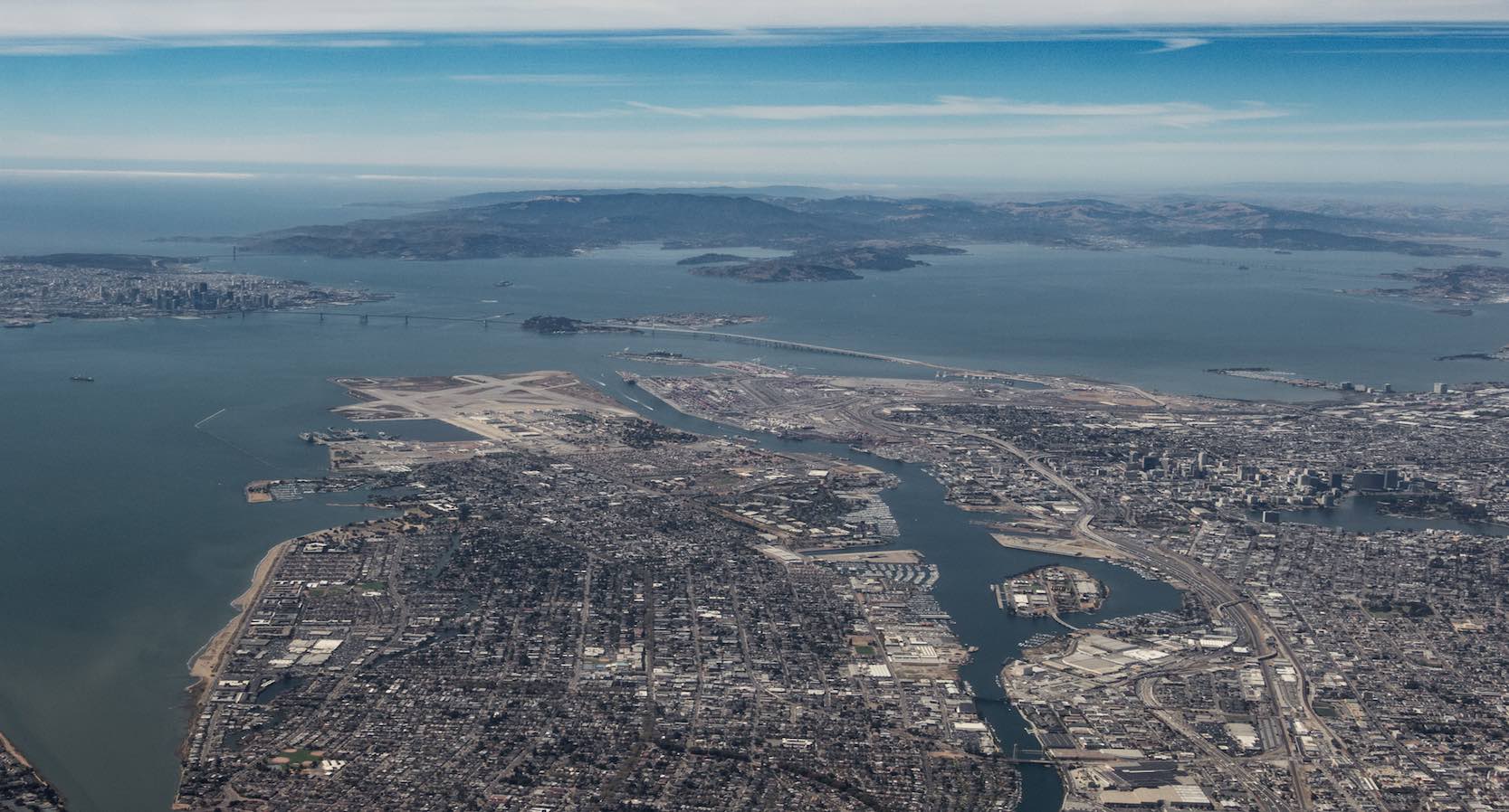 Metropolitan Oakland Airport OAK