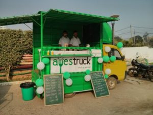 Awestruck Food Truck, photo by The Rodin Hoods