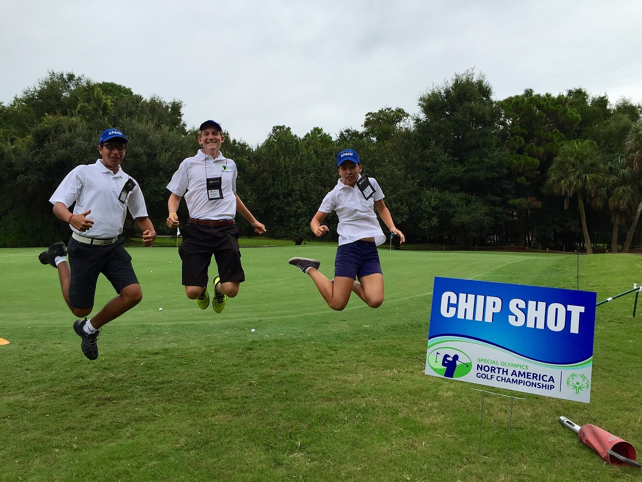 IJGA Students Spend Weekend Volunteering