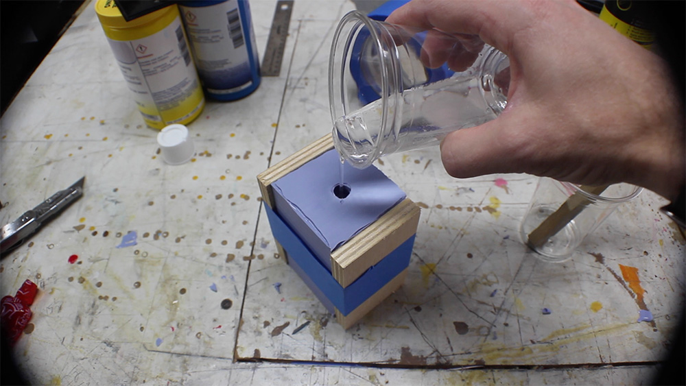 mold_making_19_pour_urethane_resin - I Like To Make Stuff - How To Create Molds For Urethane Resin Casting