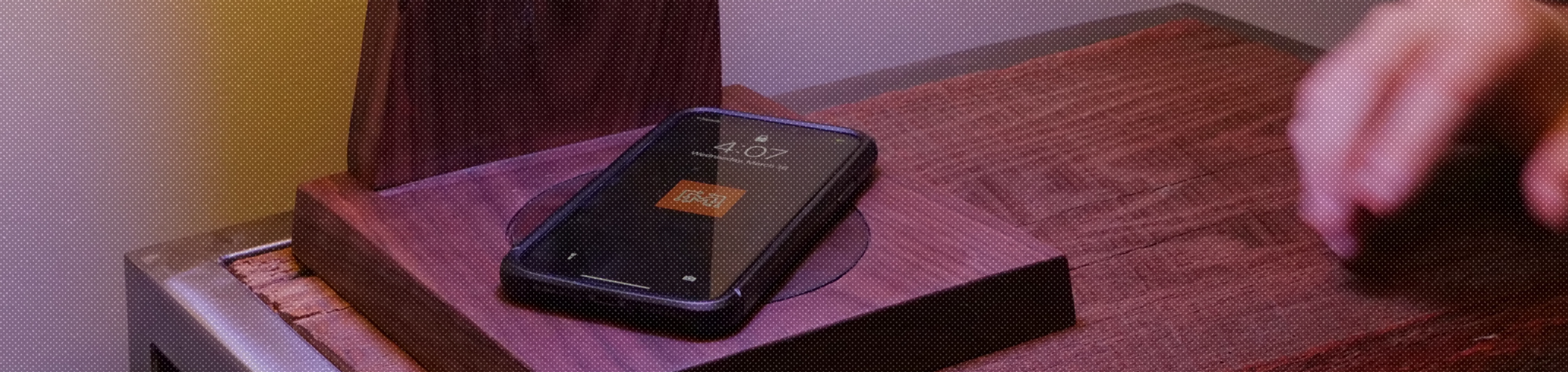 Making a Modern Lamp with Inductive Charging