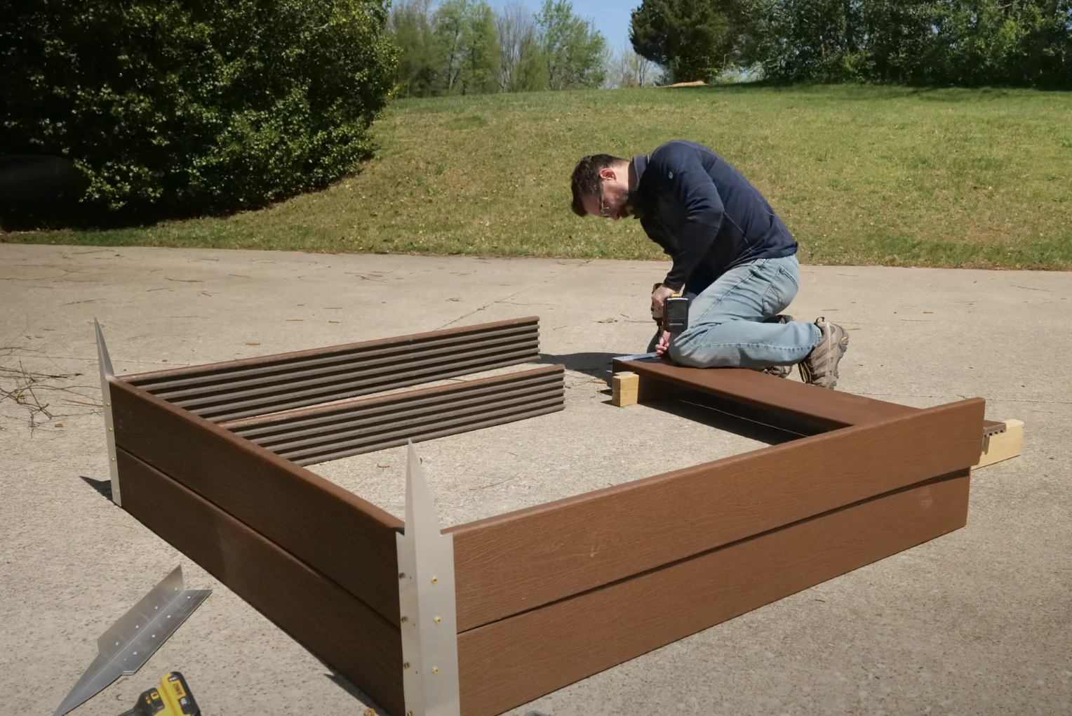 Making Raised Garden Beds From Composite Decking I Like To Make Stuff