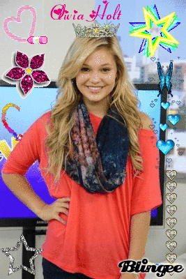 Olivia Holt ©