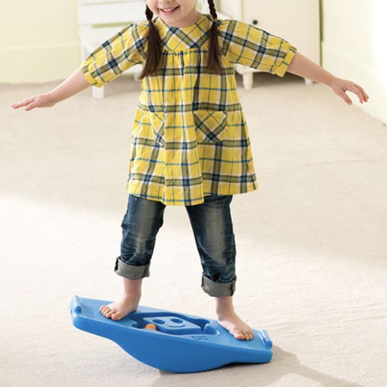 こどものおうち時間 運動不足解消につながる 身体を動かせるおもちゃが人気急上昇 Buyma