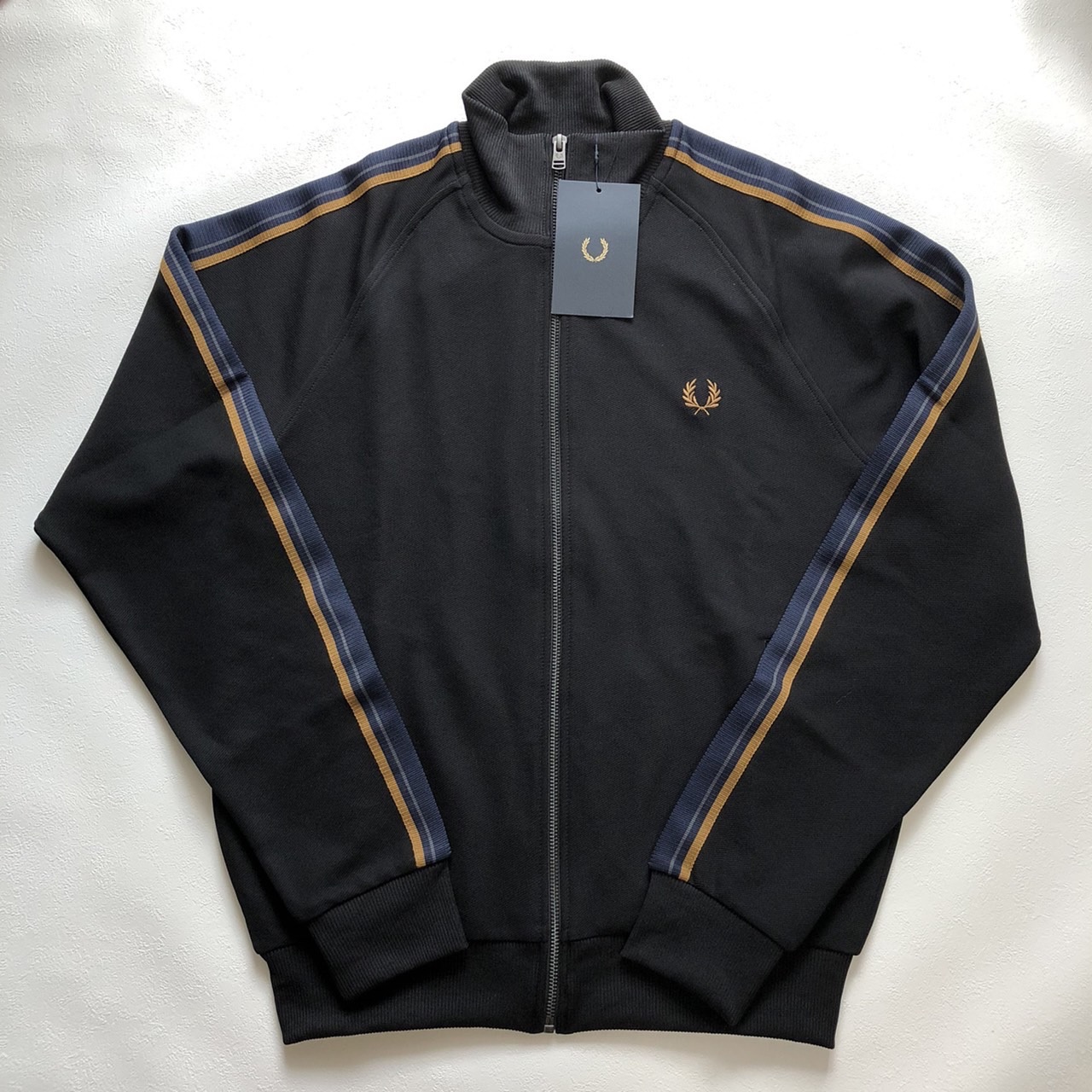 FRED PERRY フレッドペリー トラックジャケット ジャージ 長袖 FRED PERRY フレッドペリー トラックジャケット ジャージ 長袖