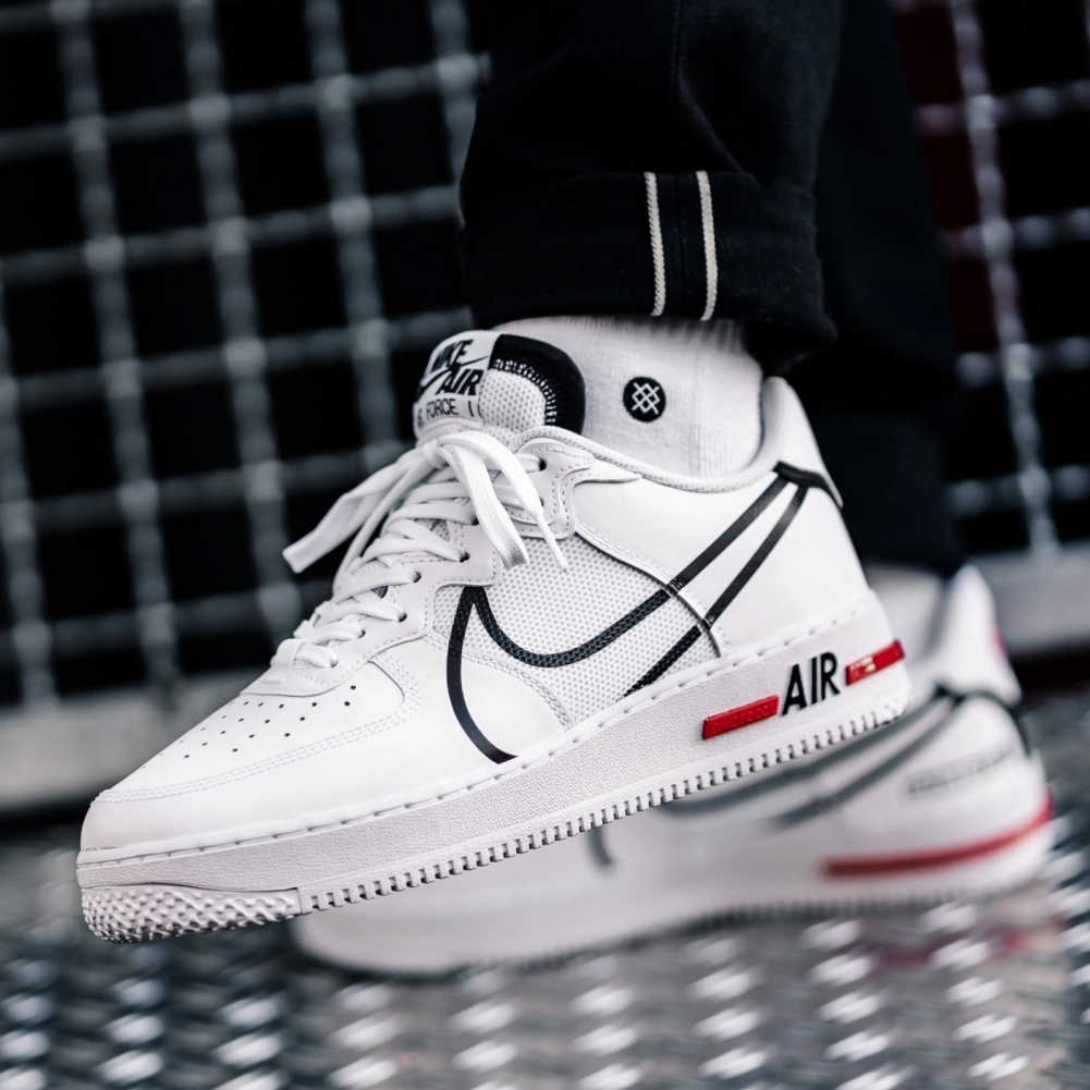 年最新スニーカー事情 1月編 Buyma