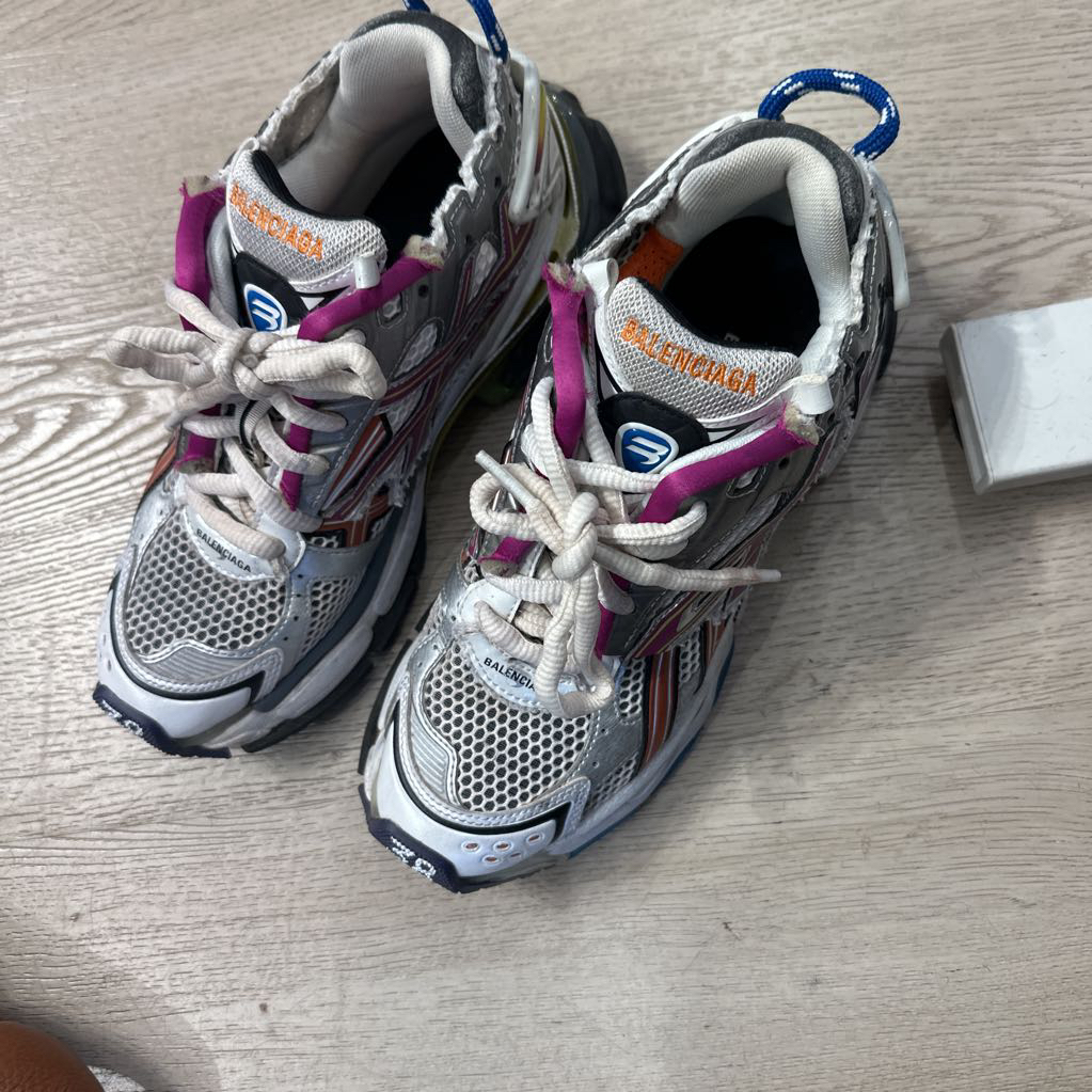 Multi Color Mesh Runner Sneaker, 8 (retail 1150)