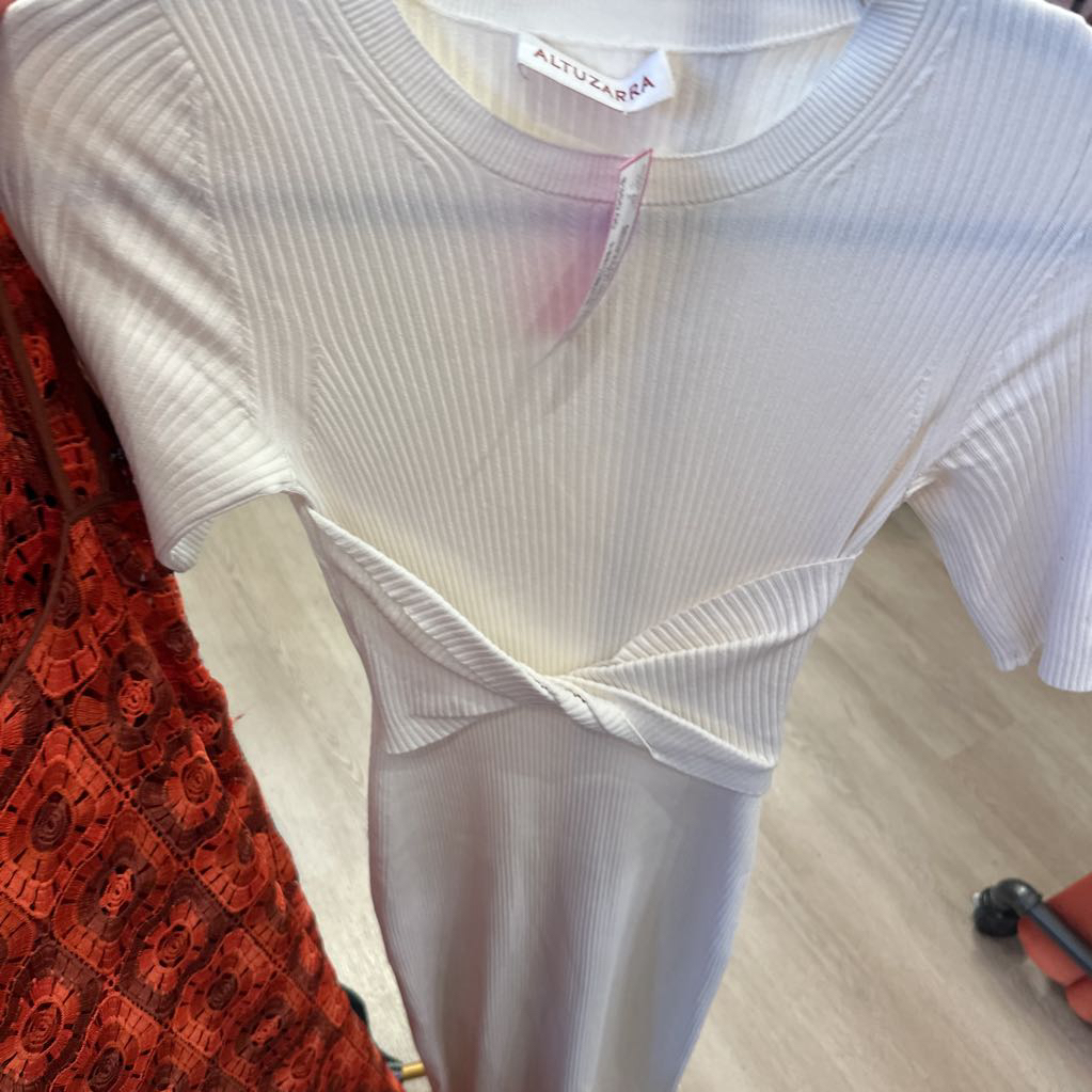 Off White Viscose Blend Knit Front Tie Dress, XS (as is stains collar, sleeve