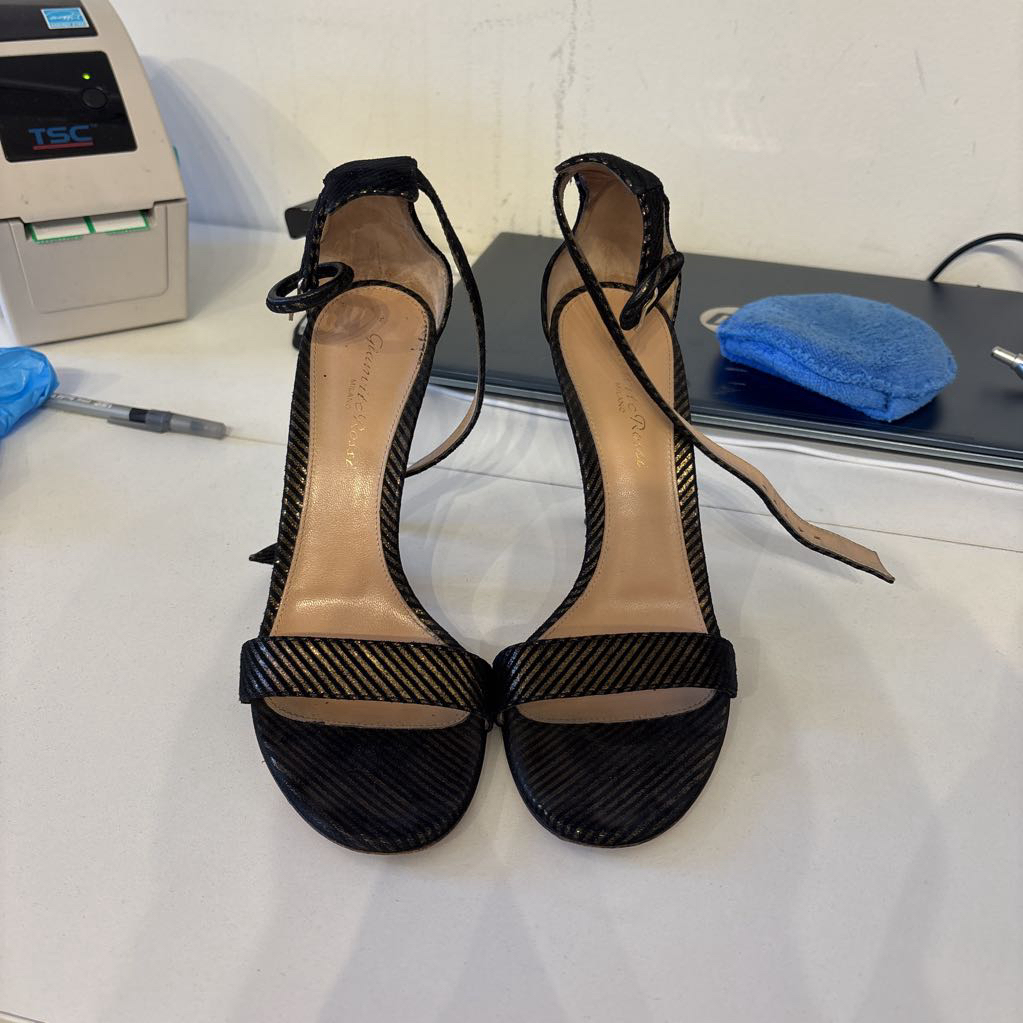 Black/Gold Stripe Sandal