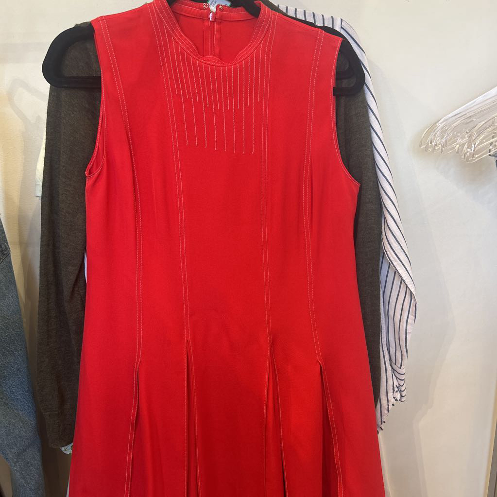 Red/White Contrast Stitch Silk Pleated Dress